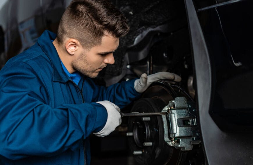How to Plug Brake Line When Changing Caliper